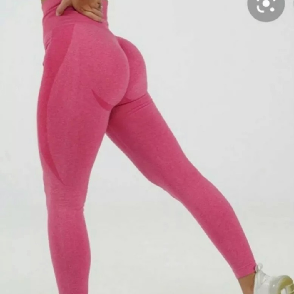 NVGTN seamless fuchsia leggings